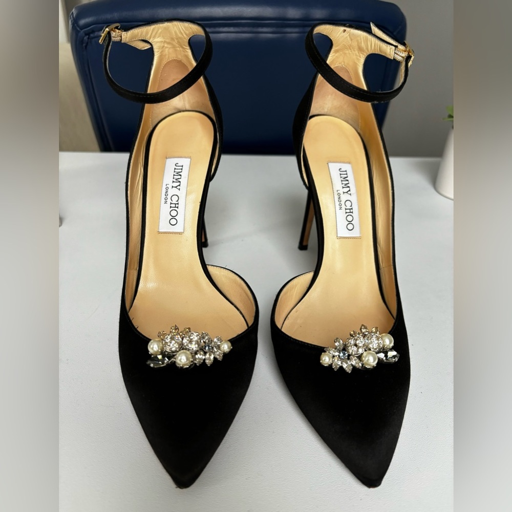 LIKE NEW Jimmy Choo Black Satin Pumps-Size 40. Removable crystal embellishment.